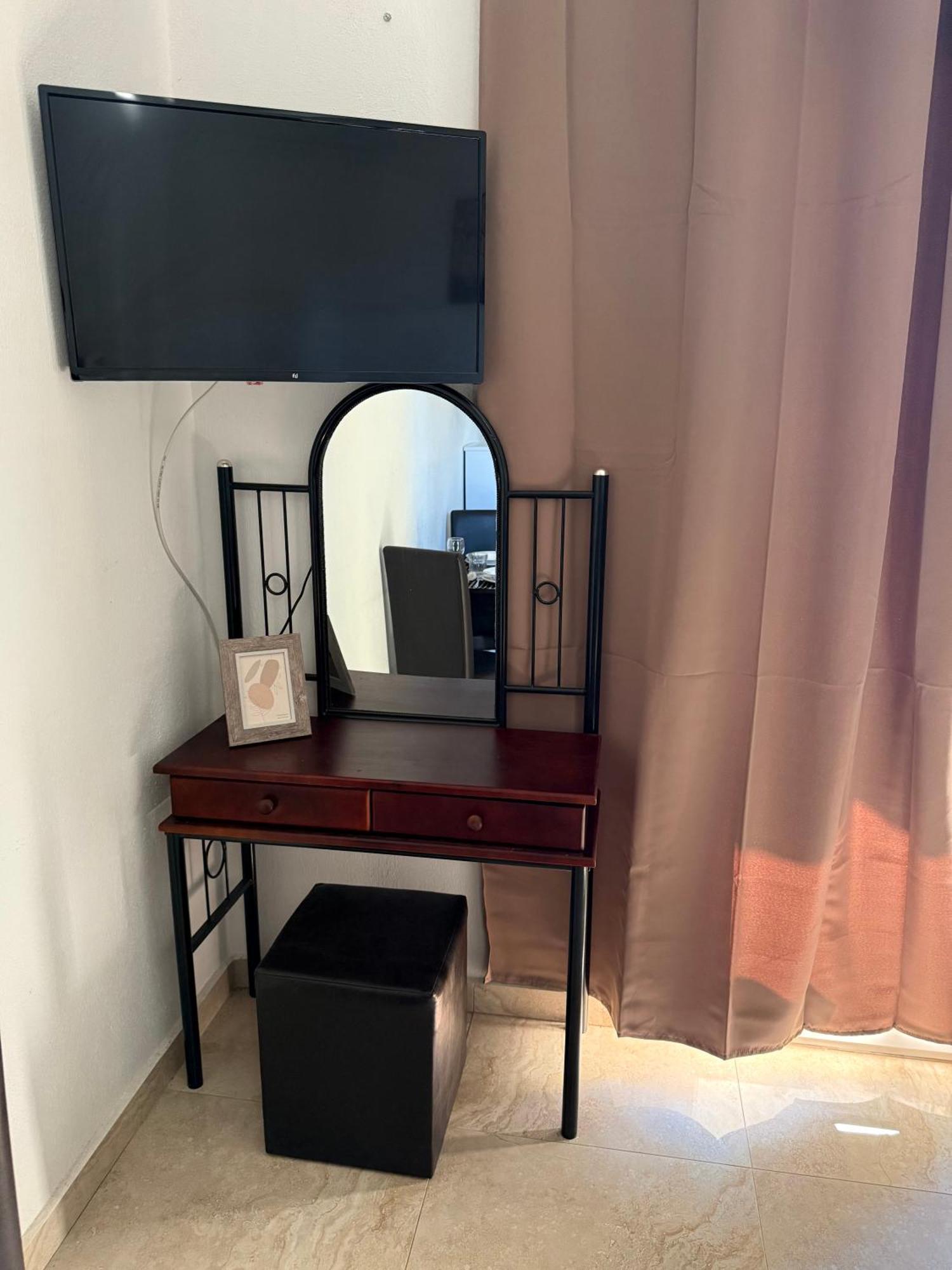 Apartment Spartandom *